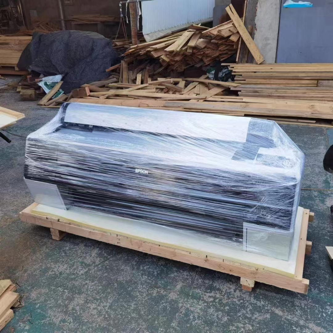 大幅面菲林打印機打包發貨，遠程安裝