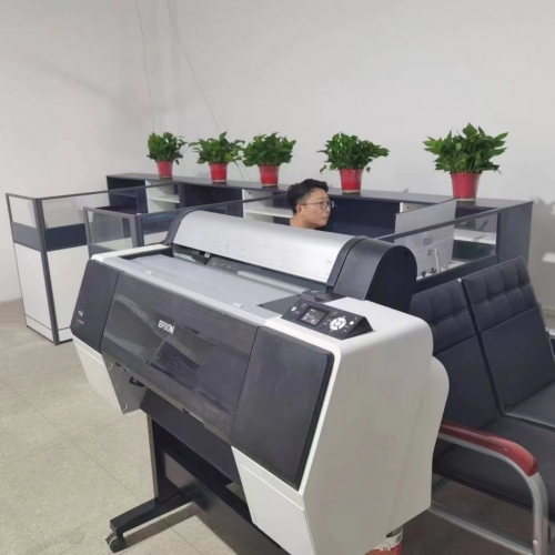 菲林打印機二次合作老客戶安裝現(xiàn)場