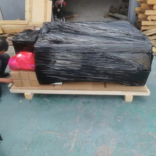 菲林打印機發(fā)往國外打包