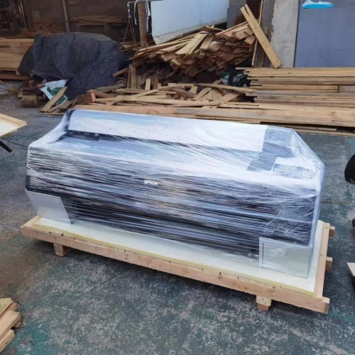 大幅面菲林打印機打包發(fā)貨，遠程安裝